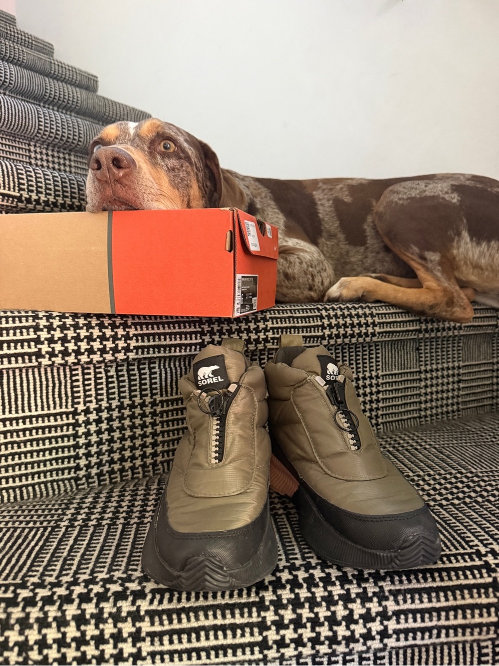 Sorel Olive Green Slip-On Boots - Durable Outdoor ”Out N About”